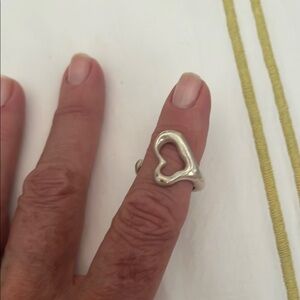 Tiffany &Co Open Heart ring